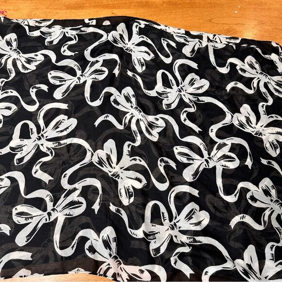 Talbots Infinity Scarf Black White Bow Classic Winter Lightweight Chic Feminine - Picture 7 of 8